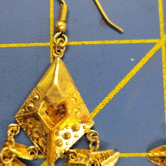 Gold Tone Dangle Fall Leaf Leaves & Bead Red Pink Berry 2" Earrings - Picture 3 of 4